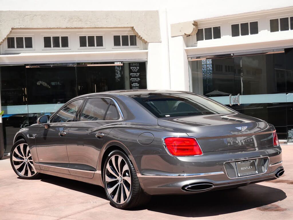 2026 Bentley Flying Spur AWD photo 3