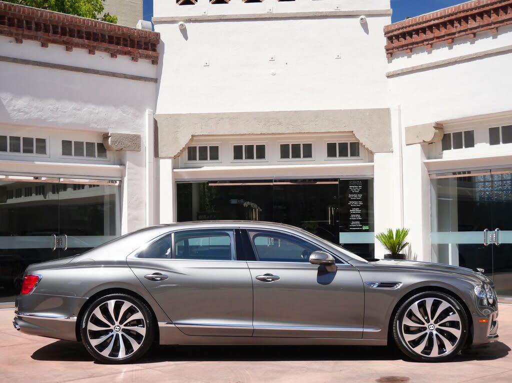 2026 Bentley Flying Spur AWD photo 5