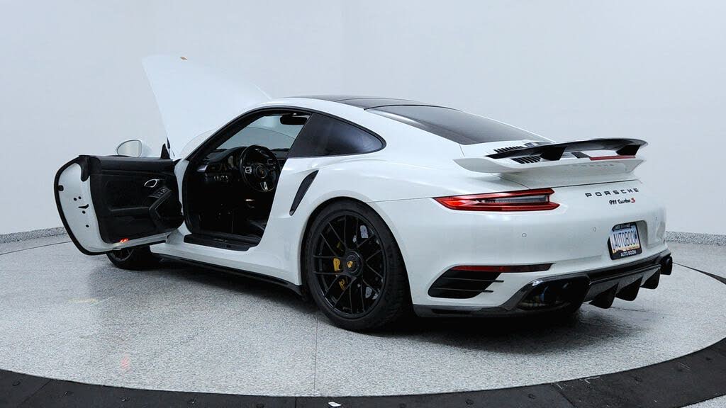 2017 Porsche 911 Turbo S Coupe AWD photo 10 of 24