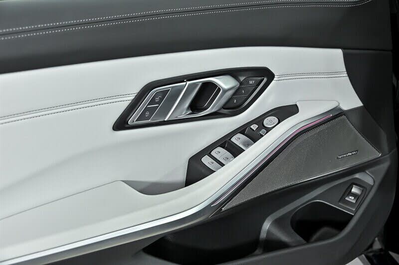 2026 BMW M3 Competition xDrive photo 14 of 24