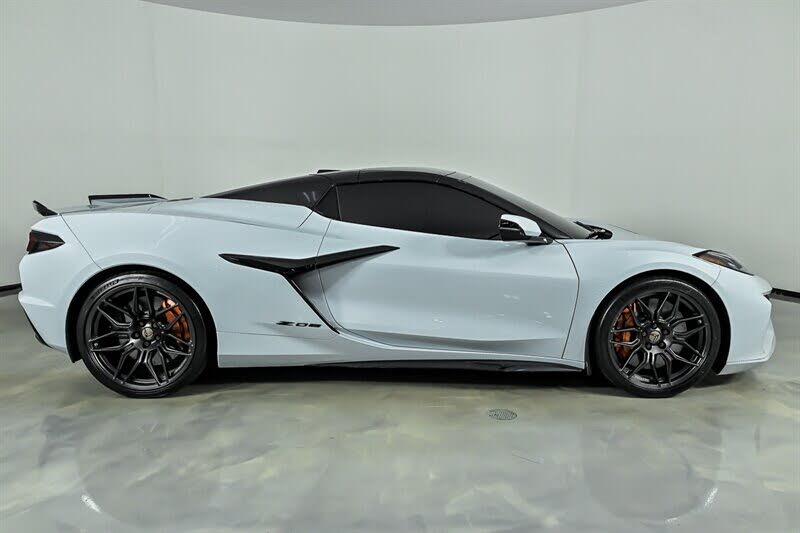 2023 Chevrolet Corvette Z06 3LZ Convertible RWD photo 13