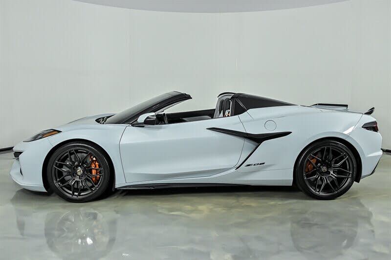 2023 Chevrolet Corvette Z06 3LZ Convertible RWD photo 7