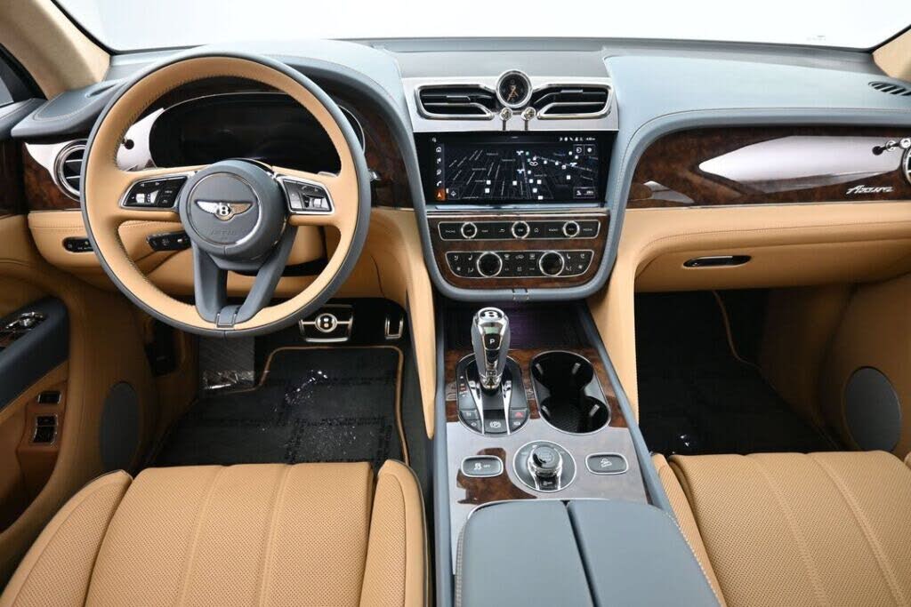 2026 Bentley Bentayga Azure V8 AWD photo 2