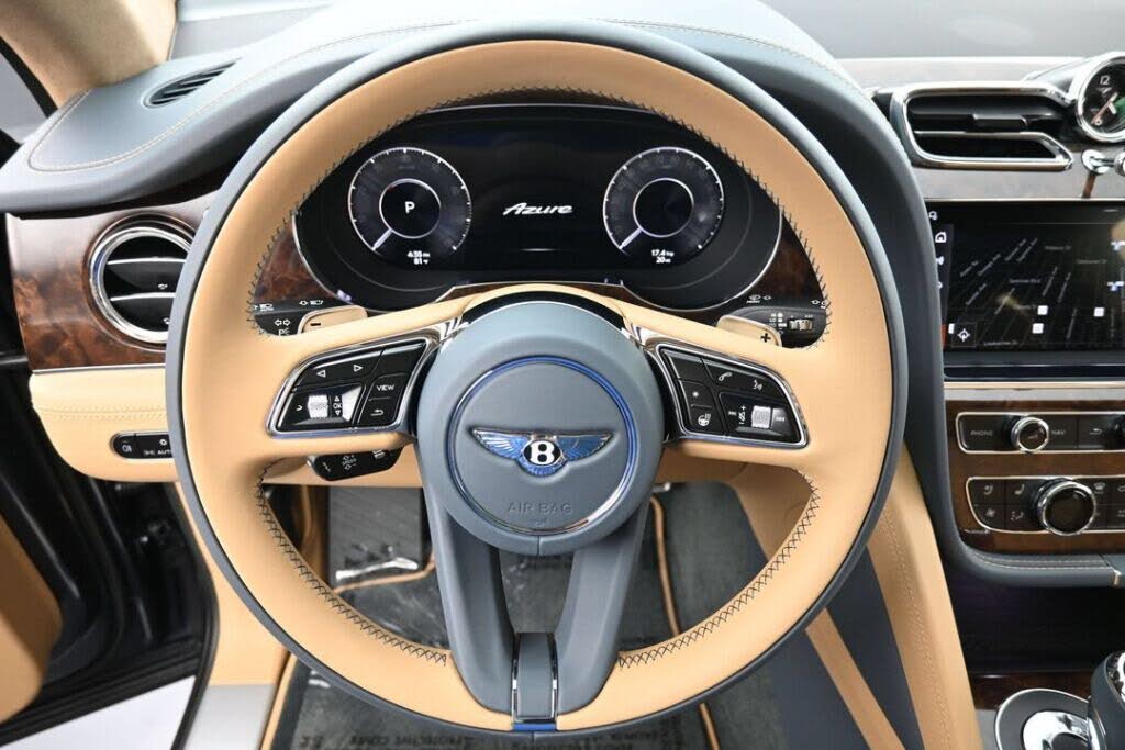 2026 Bentley Bentayga Azure V8 AWD photo 19