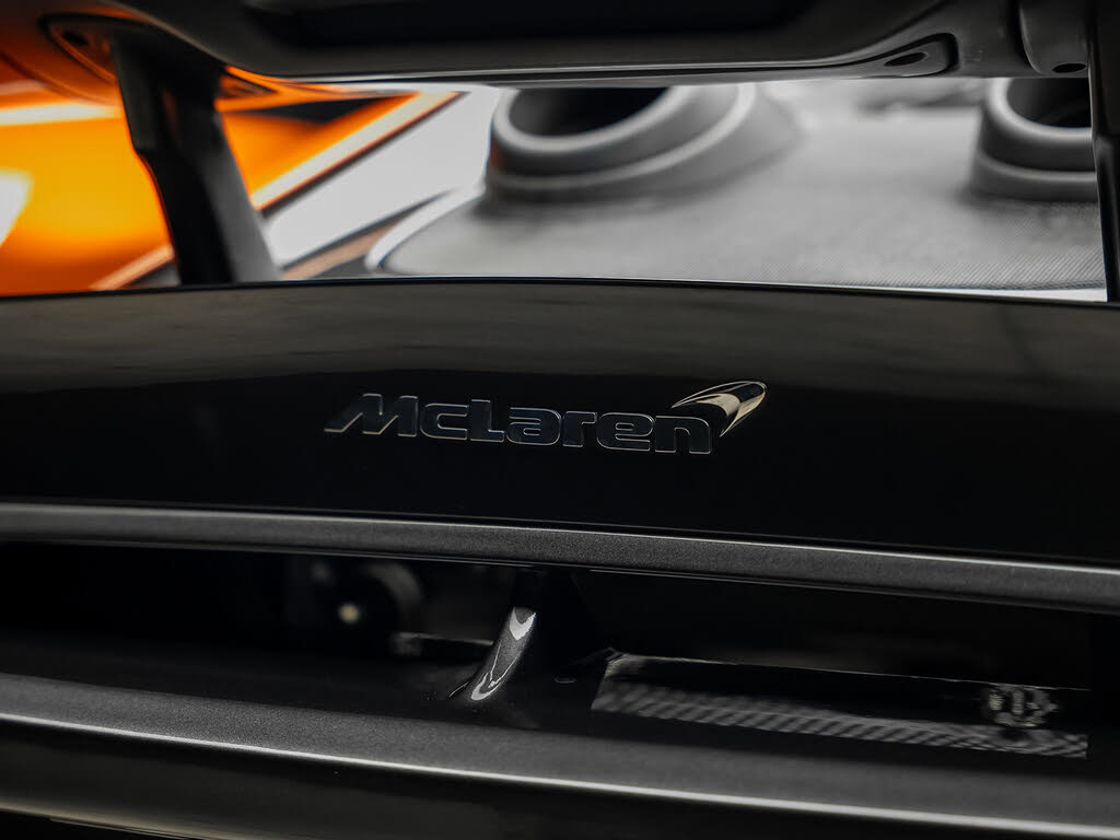 2020 McLaren 600LT Spider RWD photo 15