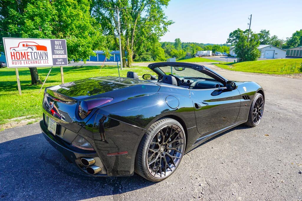 2011 Ferrari California Roadster photo 13