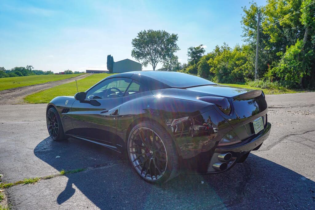 2011 Ferrari California Roadster photo 6