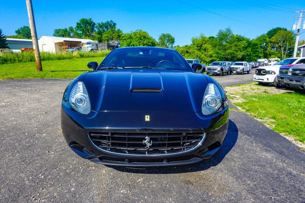 2011 Ferrari California Roadster photo 9