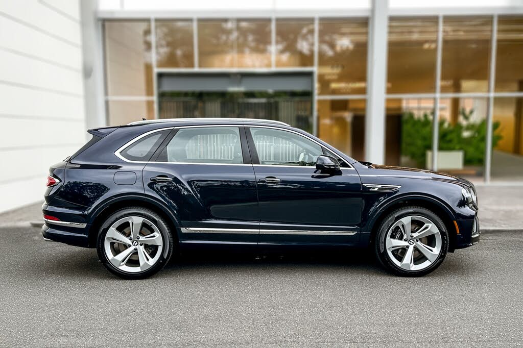 2026 Bentley Bentayga V8 AWD photo 5