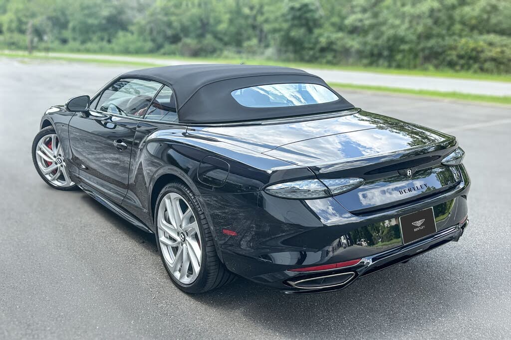 2026 Bentley Continental GTC AWD photo 3