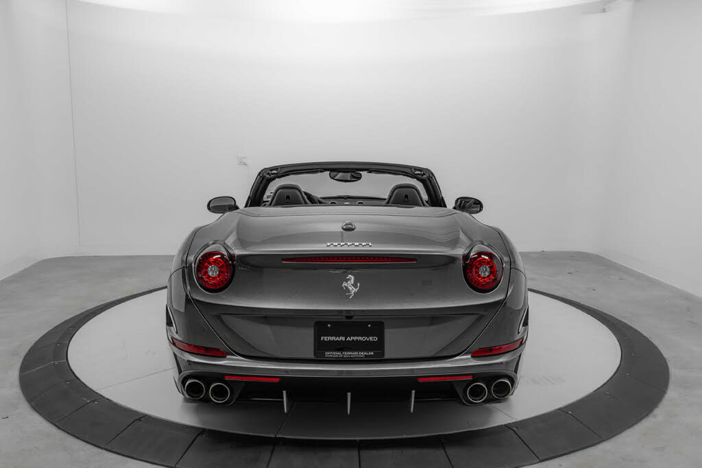 2016 Ferrari California T Roadster photo 11