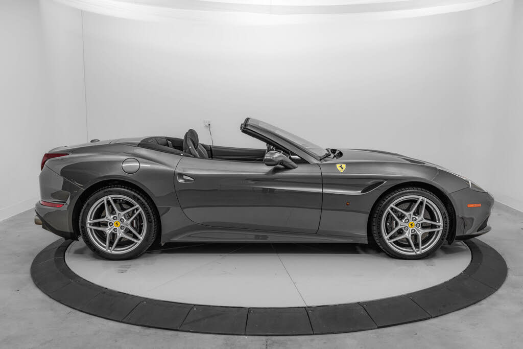 2016 Ferrari California T Roadster photo 9