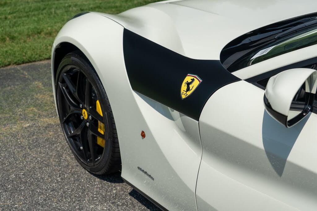 2017 Ferrari F12 Berlinetta Coupe photo 11