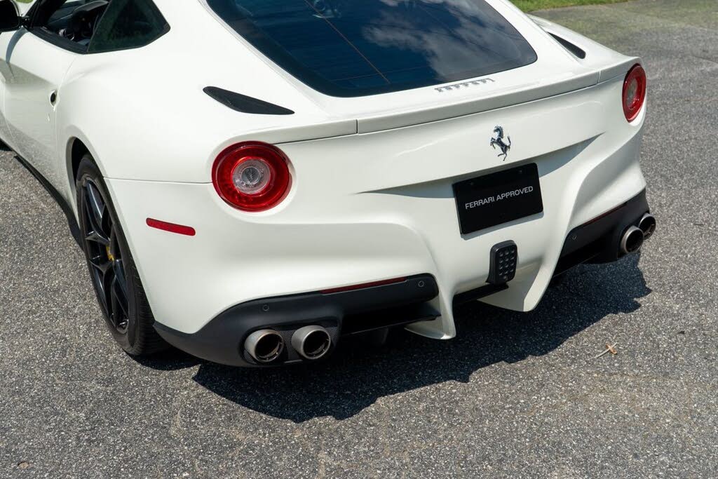 2017 Ferrari F12 Berlinetta Coupe photo 16