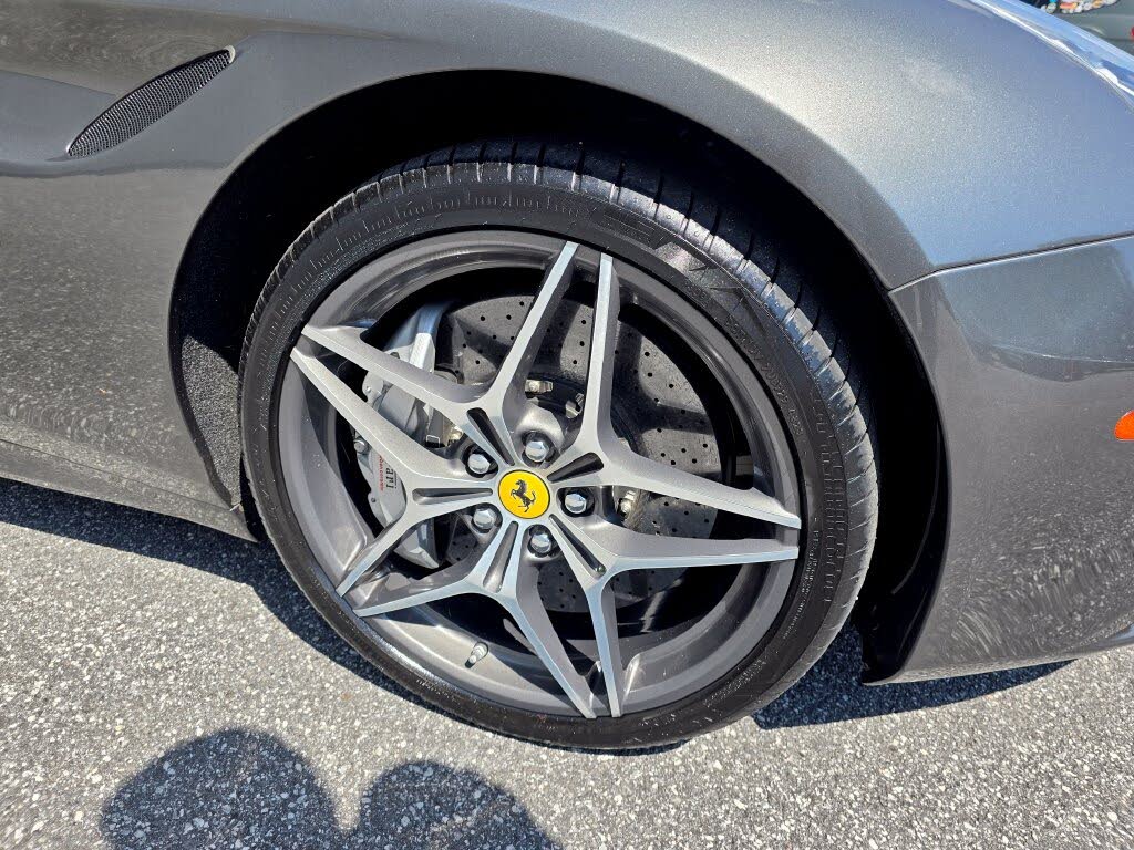 2015 Ferrari California T Roadster photo 12