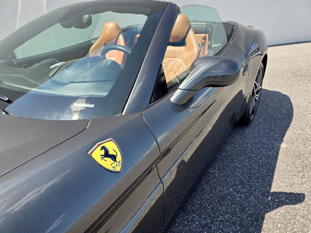 2015 Ferrari California T Roadster photo 6