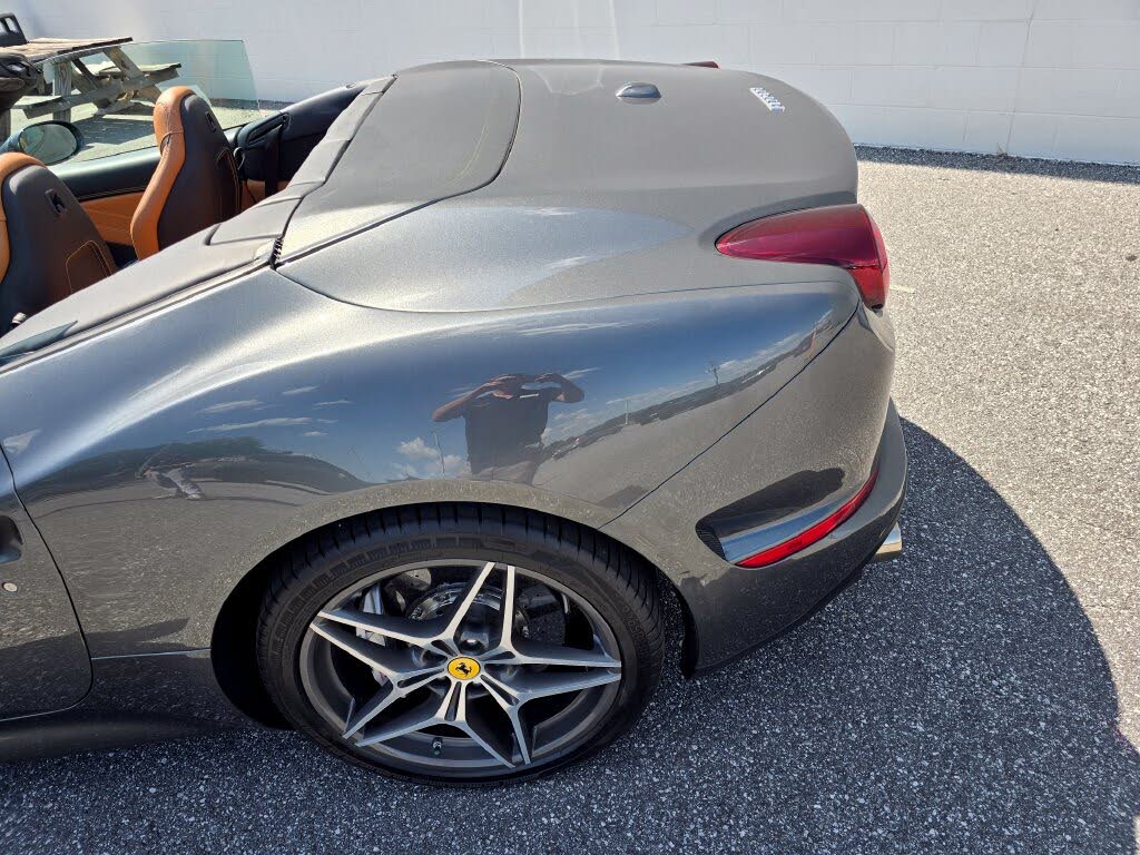 2015 Ferrari California T Roadster photo 8