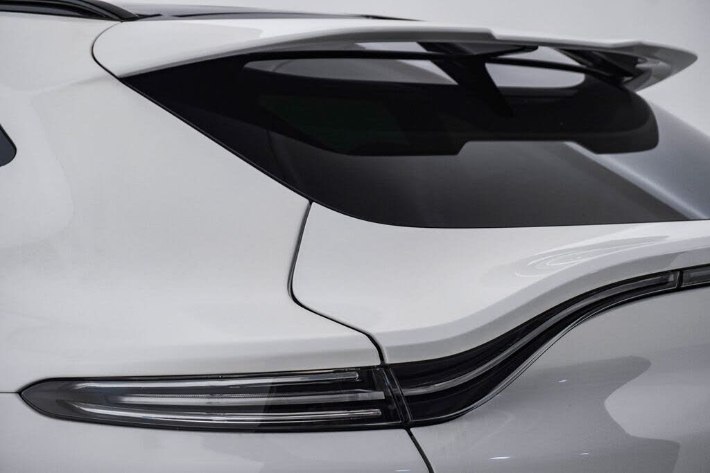 2026 Aston Martin DBX 707 AWD photo 13