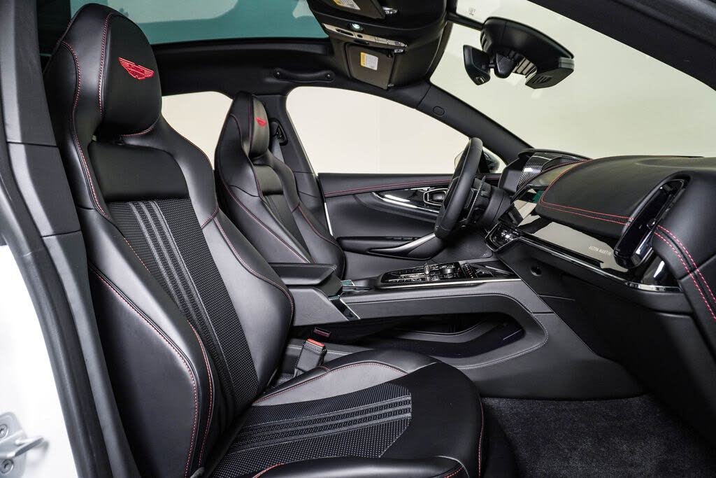 2026 Aston Martin DBX 707 AWD photo 18
