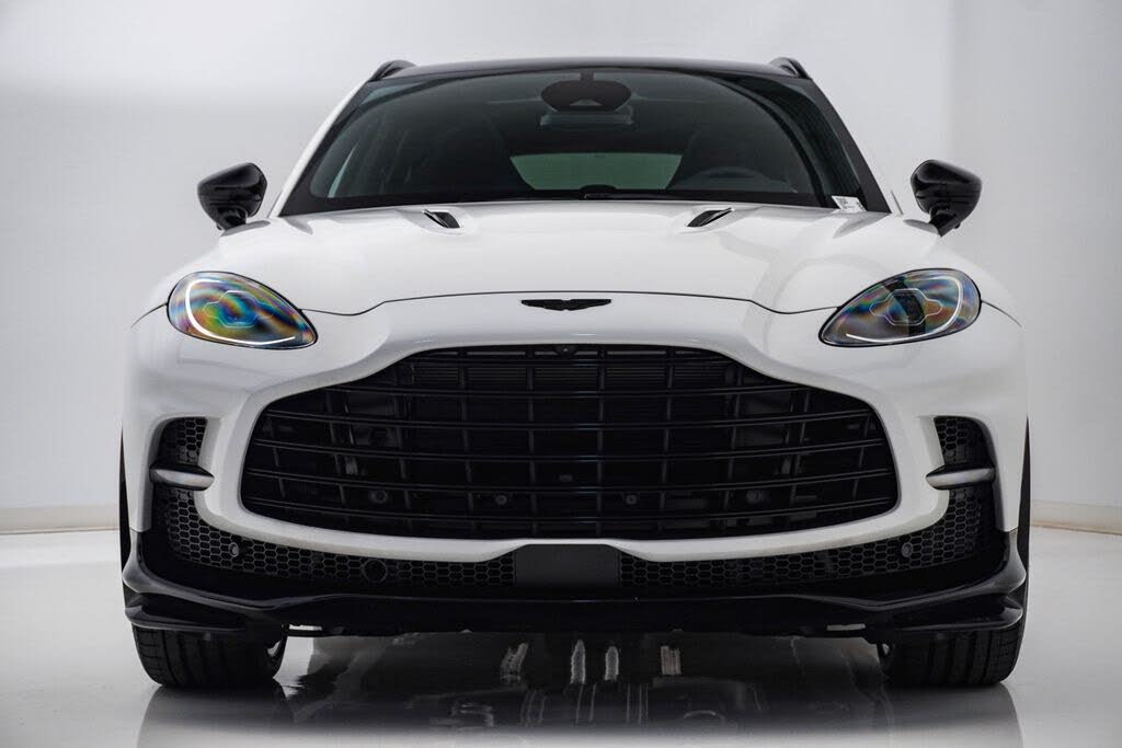 2026 Aston Martin DBX 707 AWD photo 5