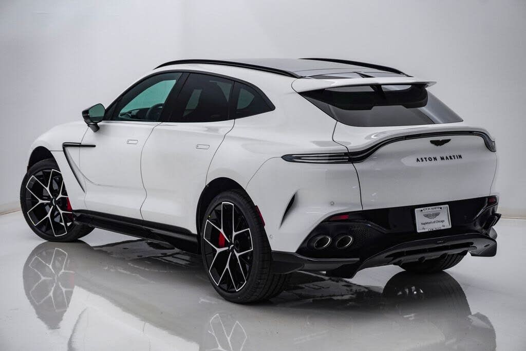 2026 Aston Martin DBX 707 AWD photo 10