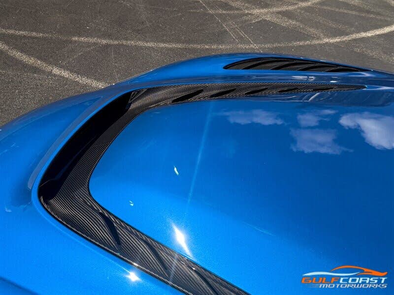 2023 Aston Martin DBS Superleggera Volante RWD photo 4