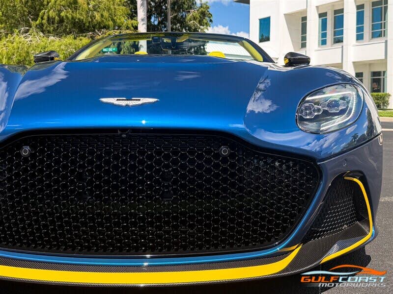 2023 Aston Martin DBS Superleggera Volante RWD photo 5