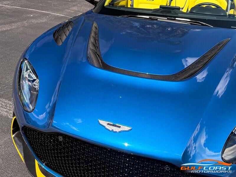 2023 Aston Martin DBS Superleggera Volante RWD photo 6