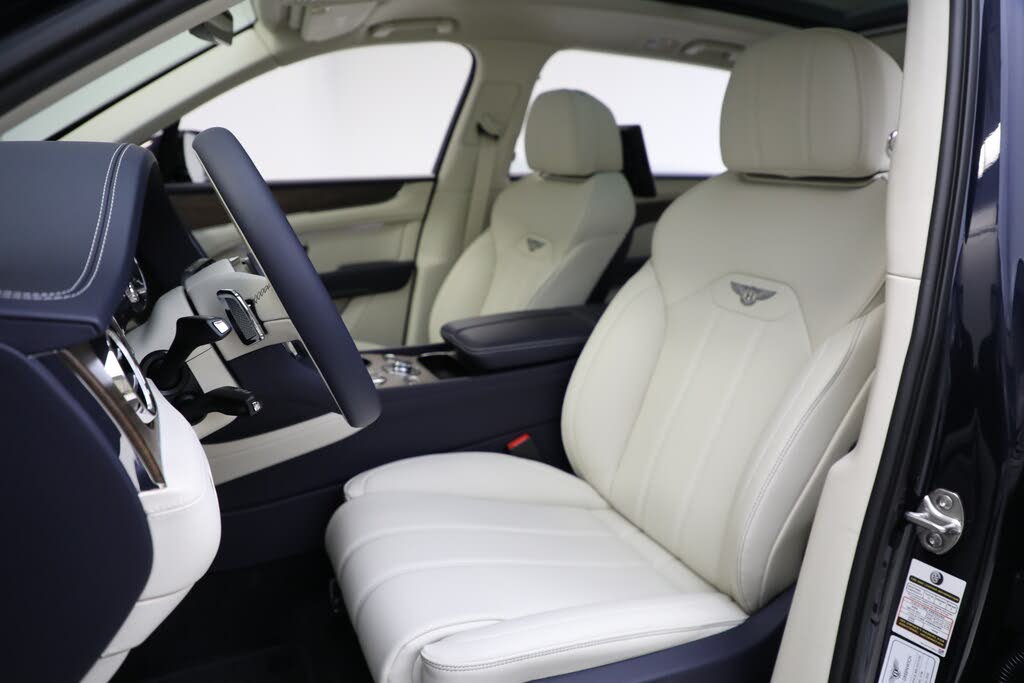 2024 Bentley Bentayga V8 AWD photo 19