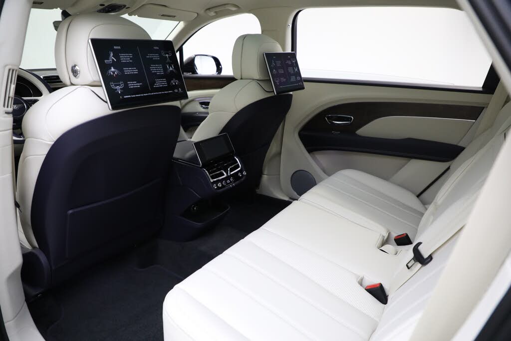 2024 Bentley Bentayga V8 AWD photo 21