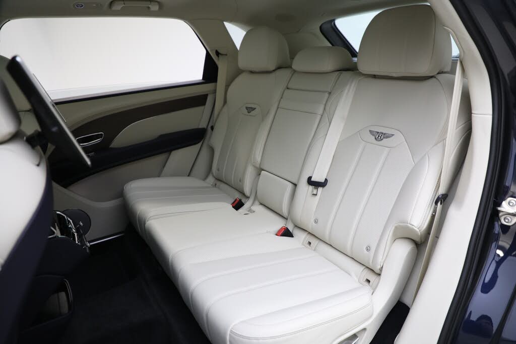 2024 Bentley Bentayga V8 AWD photo 23