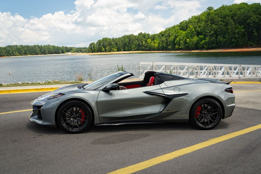 2023 Chevrolet Corvette Z06 3LZ Convertible RWD photo 17