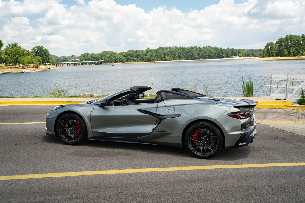 2023 Chevrolet Corvette Z06 3LZ Convertible RWD photo 20