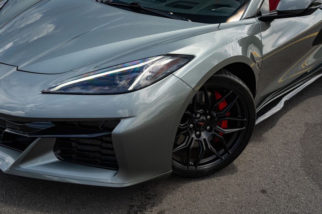 2023 Chevrolet Corvette Z06 3LZ Convertible RWD photo 8