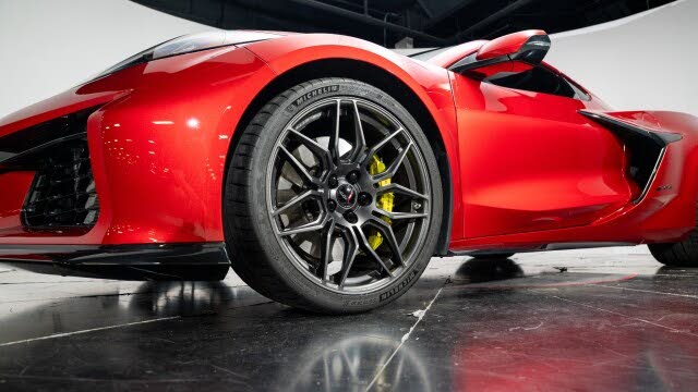 2023 Chevrolet Corvette Z06 3LZ Coupe RWD photo 18