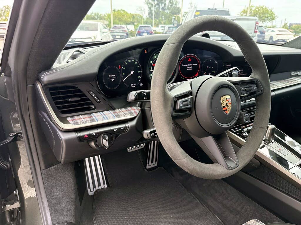 2025 Porsche 911 Turbo Coupe AWD photo 17 of 24