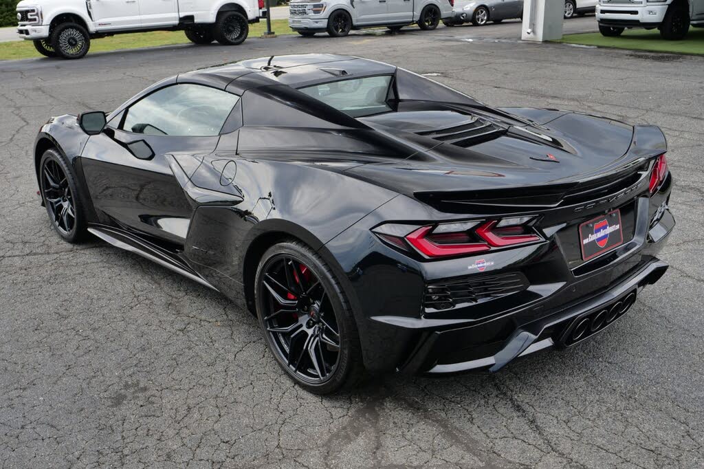 2024 Chevrolet Corvette Z06 3LZ Convertible RWD photo 11