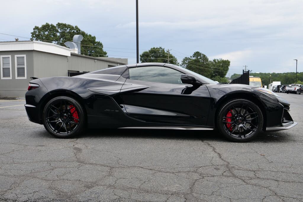 2024 Chevrolet Corvette Z06 3LZ Convertible RWD photo 14