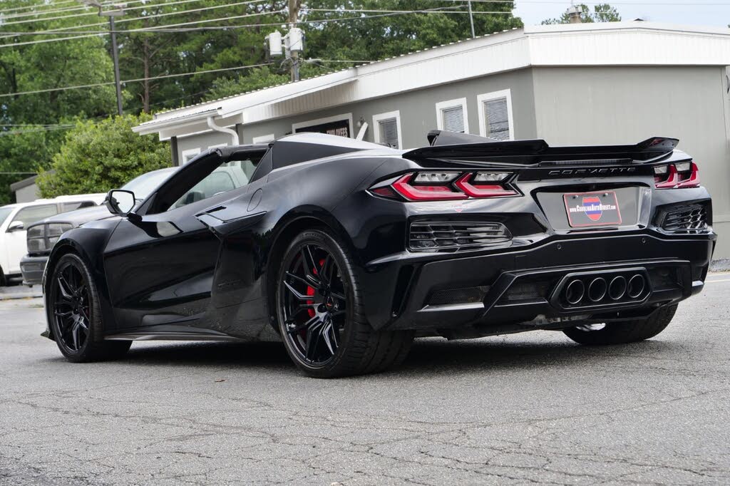 2024 Chevrolet Corvette Z06 3LZ Convertible RWD photo 17