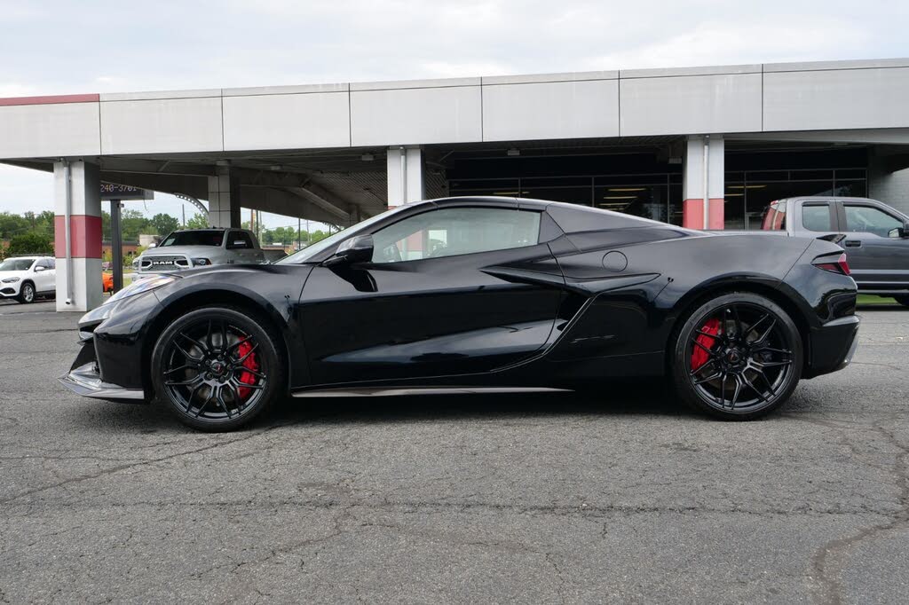 2024 Chevrolet Corvette Z06 3LZ Convertible RWD photo 10