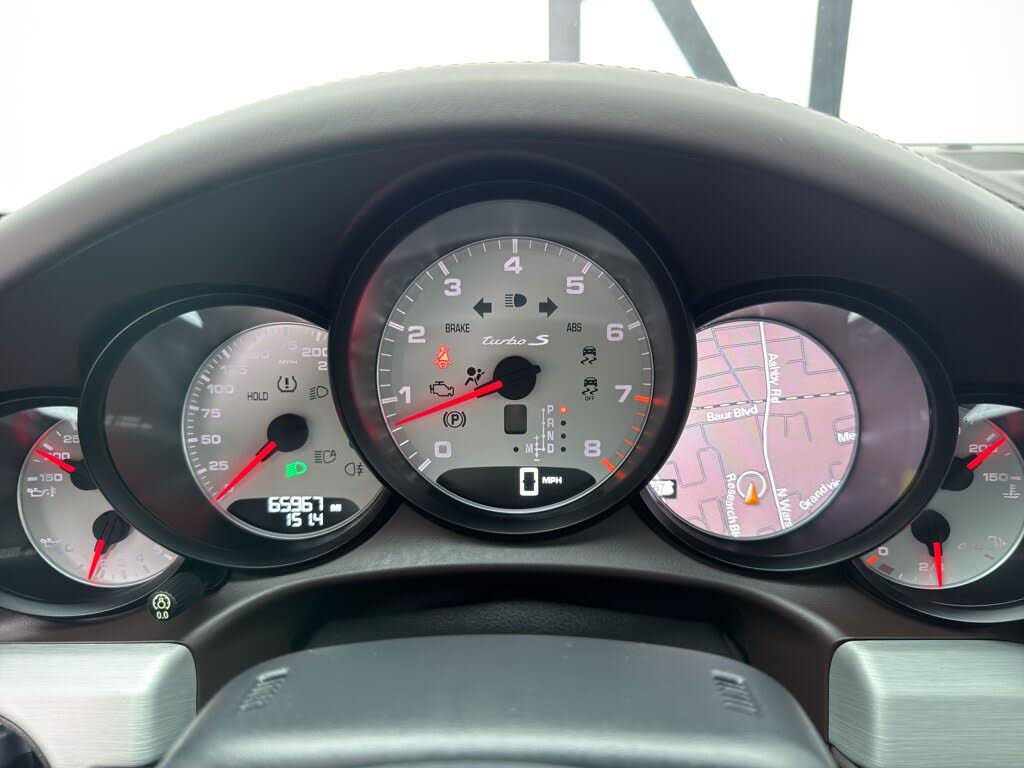 2014 Porsche 911 Turbo S Coupe AWD photo 23 of 24