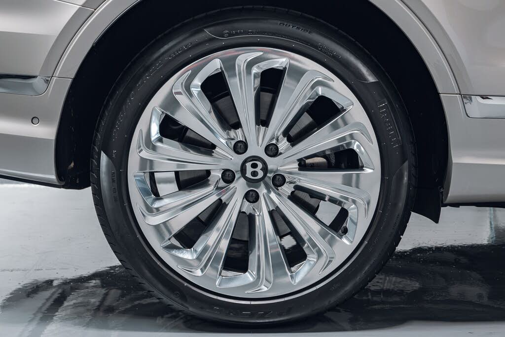 2026 Bentley Bentayga Azure V8 AWD photo 21