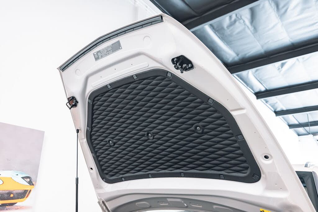 2026 Bentley Bentayga Azure V8 AWD photo 24
