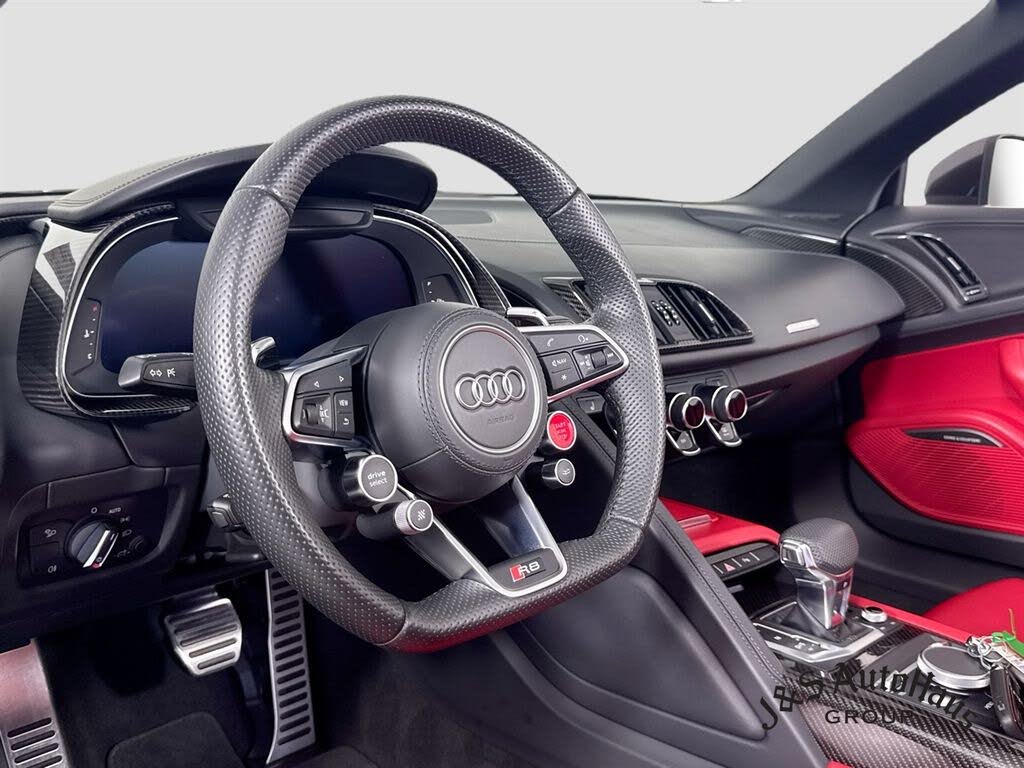 2020 Audi R8 quattro V10 Performance Spyder AWD photo 9 of 24