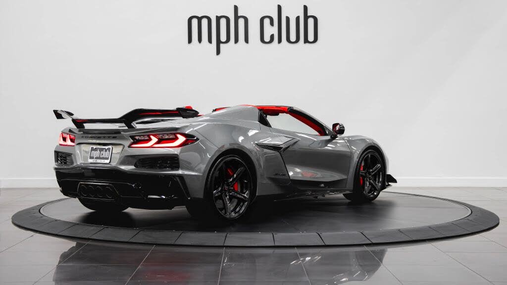 2024 Chevrolet Corvette Z06 3LZ Convertible RWD photo 17
