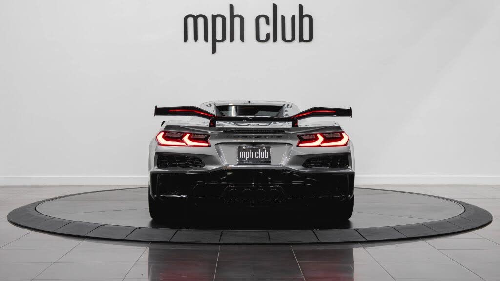 2024 Chevrolet Corvette Z06 3LZ Convertible RWD photo 8
