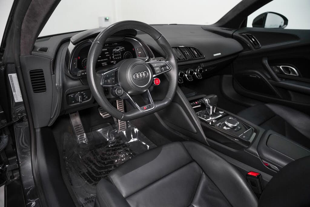 2018 Audi R8 V10 RWS Coupe RWD photo 11 of 24
