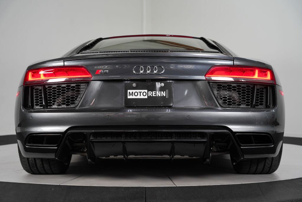 2018 Audi R8 V10 RWS Coupe RWD photo 22 of 24
