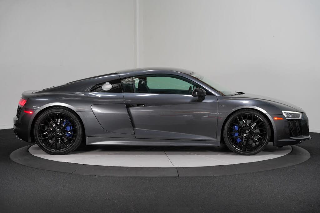 2018 Audi R8 V10 RWS Coupe RWD photo 9 of 24