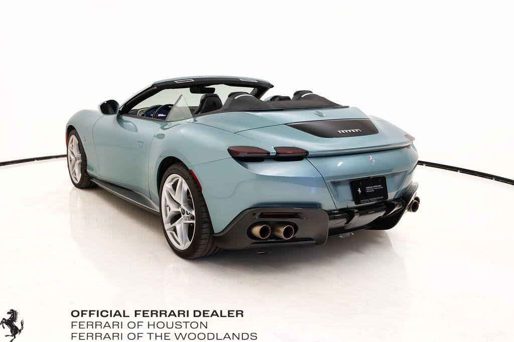 2024 Ferrari Roma Spider RWD photo 2
